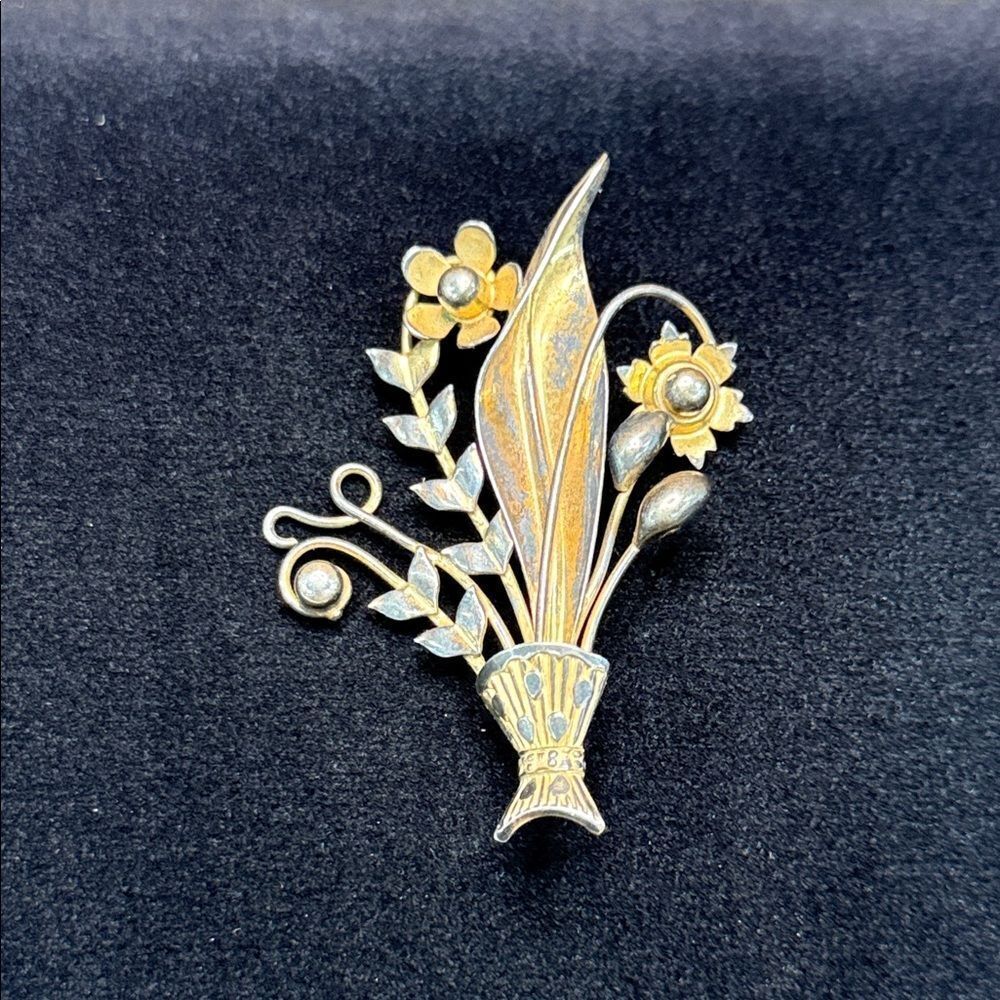Bond Boyd Sterling Silver Elegant Floral Brooch Gold and Silver